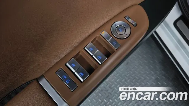 Hyundai Grandeur GN7 — Фото автомобиля 13