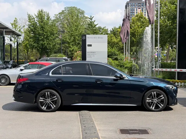 Mercedes-Benz C-Class — Фото автомобиля 6