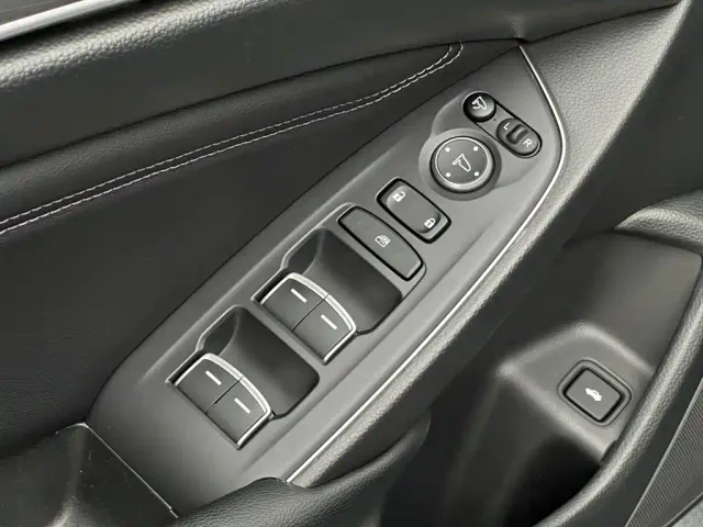 Honda Accord — Фото автомобиля 12