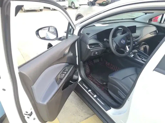 Buick Velite 6 — Фото автомобиля 15