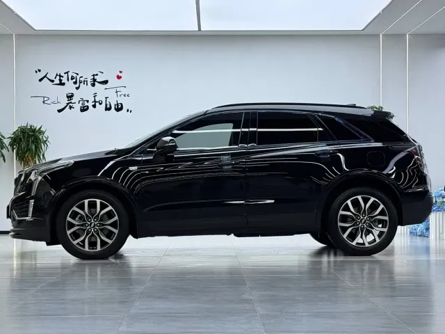 Cadillac XT5 — Фото автомобиля 19