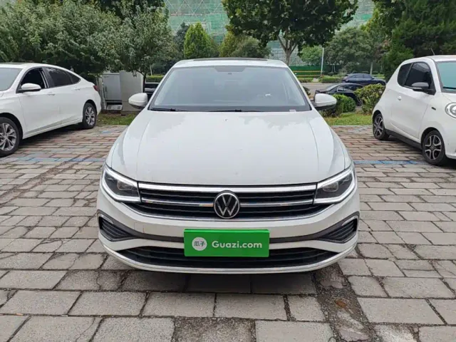 Volkswagen Bora — Фото автомобиля 2