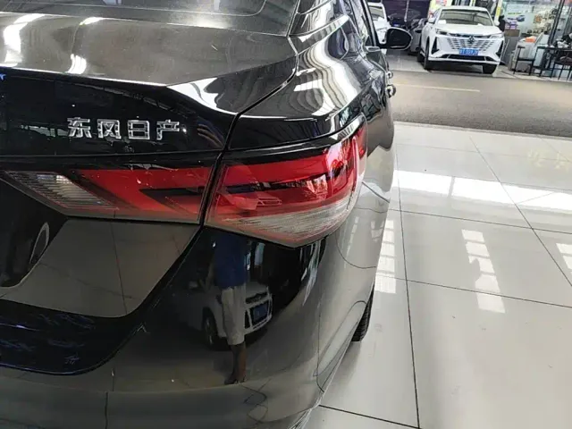 Nissan Sylphy — Фото автомобиля 7