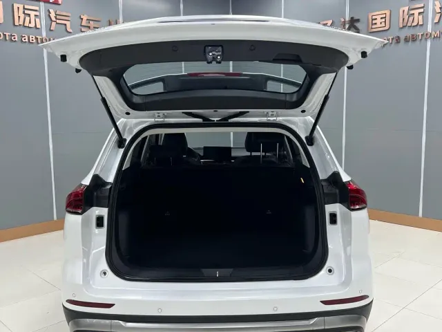 Haval H6 — Фото автомобиля 21