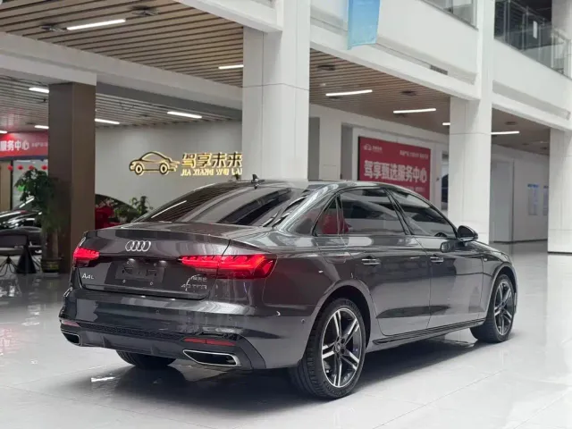 Audi A4L — Фото автомобиля 5