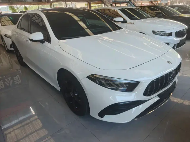 Mercedes-Benz A-Class — Фото автомобиля 3