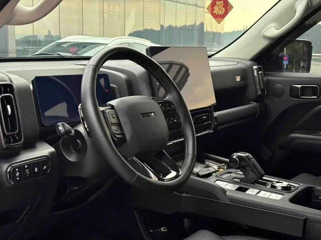 Haval H9 — Фото автомобиля 30