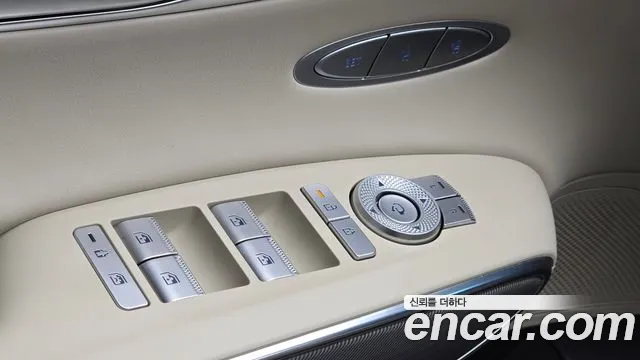 Genesis GV70 — Фото автомобиля 27