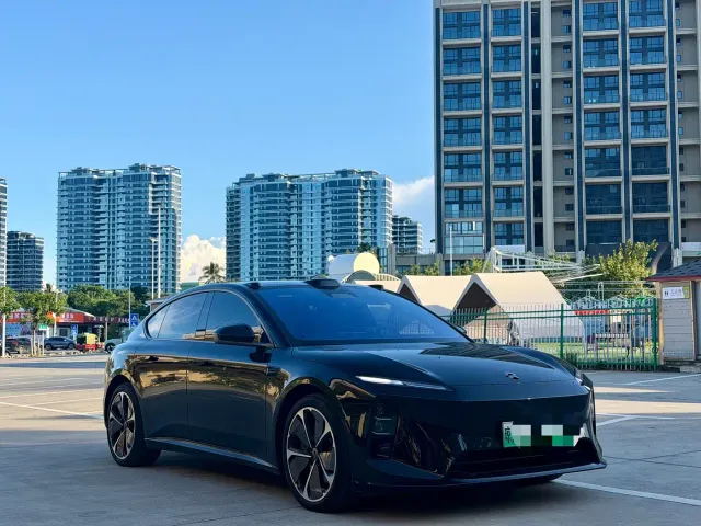 Nio ET5 — Фото автомобиля 3