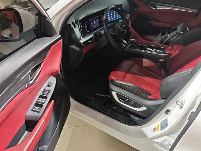 Changan CS75 Plus — Фото автомобиля 15