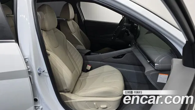 Hyundai AVANTE Inspiration — Фото автомобиля 26
