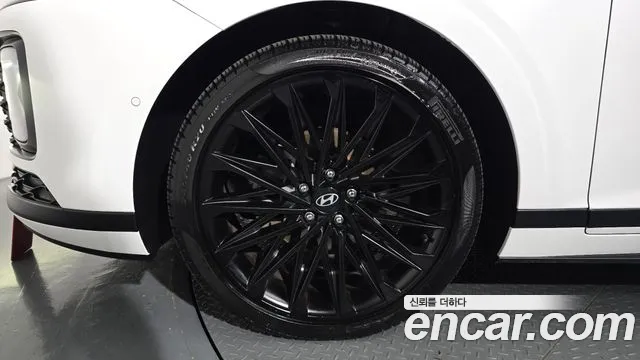 Hyundai Grandeur GN7 — Фото автомобиля 5