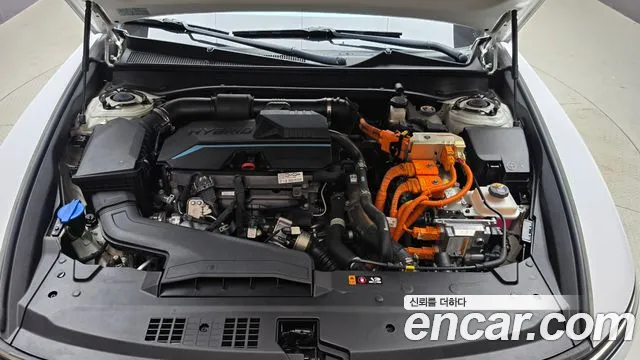 Hyundai Grandeur GN7 — Фото автомобиля 9