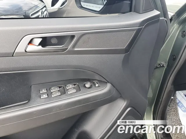 KG_Mobility_Ssangyong Rexton Новый Rexton Sport Khan Дизель 2.2 4WD — Фото автомобиля 16