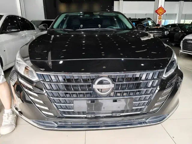 Nissan Teana — Фото автомобиля 6