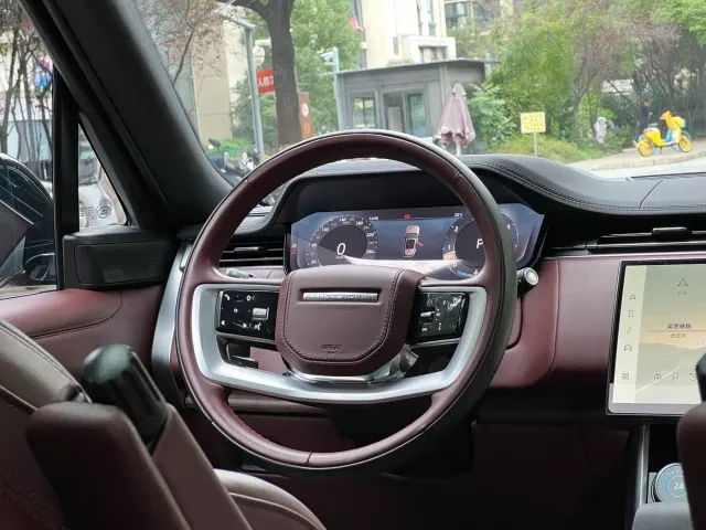 Land Rover Range Rover — Фото автомобиля 18