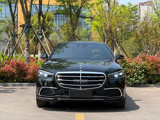 Mercedes-Benz S-Class — Фото автомобиля 2