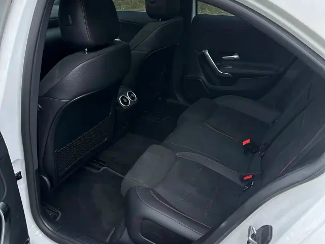 Mercedes-Benz A-Class — Фото автомобиля 5
