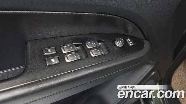 KG_Mobility_Ssangyong Rexton Новый Rexton Sport Khan Дизель 2.2 4WD — Фото автомобиля 20
