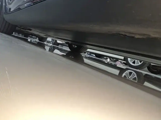 Tesla Model Y — Фото автомобиля 21