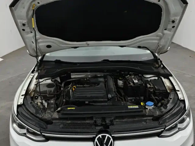 Volkswagen Golf — Фото автомобиля 15