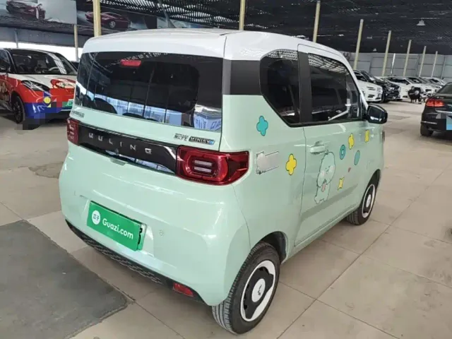 Wuling Hongguang Mini EV — Фото автомобиля 6