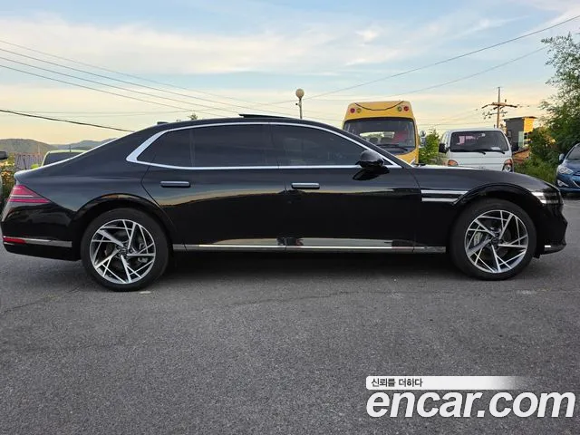 Genesis G90 Бензин 3.5 турбо AWD — Фото автомобиля 8