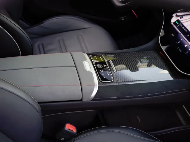 Mercedes-Benz EQS AMG — Фото автомобиля 19