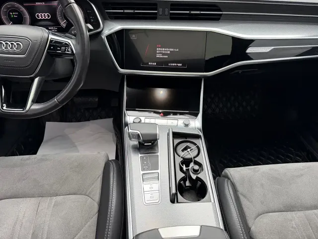 Audi A6L — Фото автомобиля 13