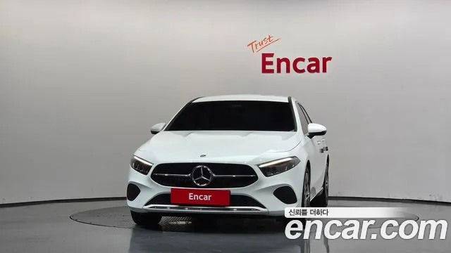 Mercedes-Benz A-Class W177 — Фото автомобиля 3