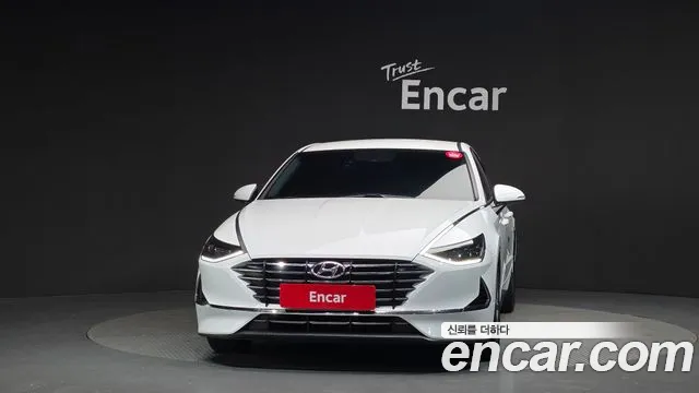 Hyundai Sonata Sonata (DN8) 2.0 LPG(Для проката) — Фото автомобиля 3