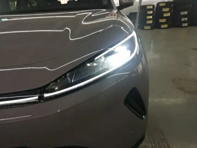 BYD Sealion 05 EV — Фото автомобиля 23