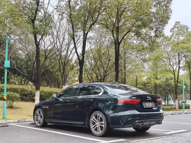 Jaguar XEL — Фото автомобиля 13