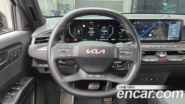 Kia EV9 — Фото автомобиля 13