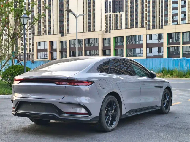 BYD Han — Фото автомобиля 4