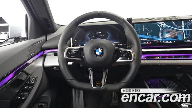BMW 5 Series G60 — Фото автомобиля 18
