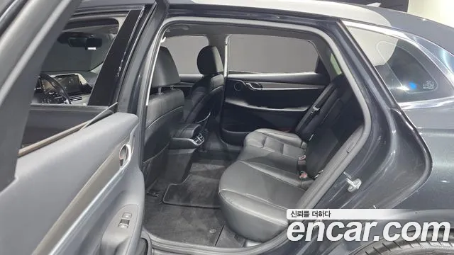 Hyundai Grandeur Новый Grandeur IG — Фото автомобиля 12
