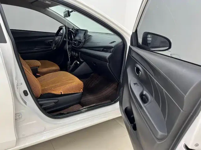 Toyota Vios — Фото автомобиля 12