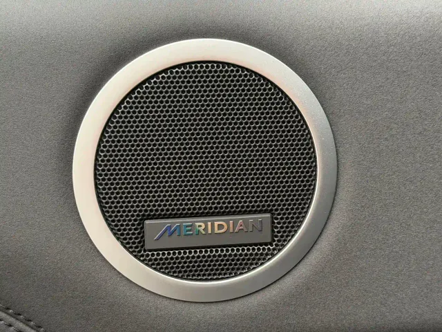 Land Rover Discovery — Фото автомобиля 16