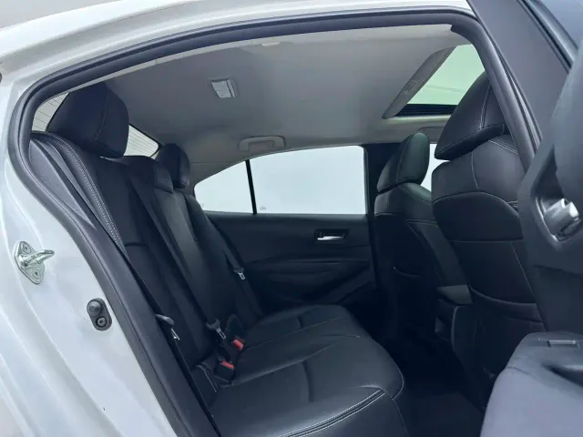 Toyota Corolla — Фото автомобиля 10