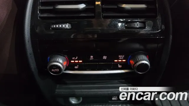 BMW 5 Series G30 — Фото автомобиля 19