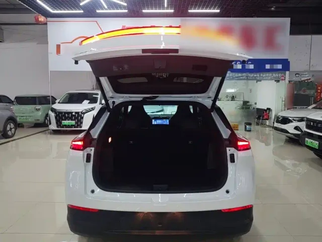 Dongfeng Fengshen L7 — Фото автомобиля 18