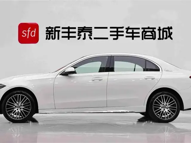 Mercedes-Benz C-Class — Фото автомобиля 4
