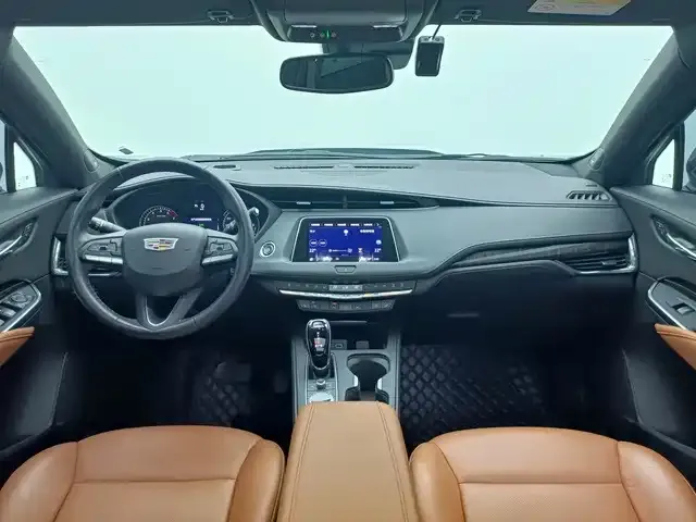 Cadillac XT4 — Фото автомобиля 5