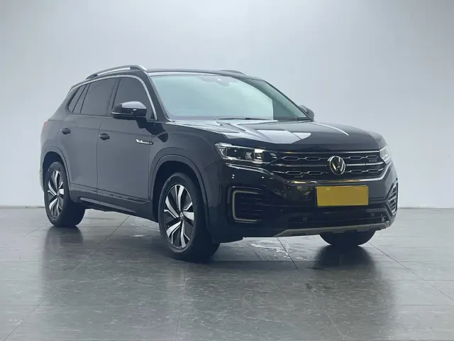 Volkswagen Tayron GTE Plug-in Hybrid — Фото автомобиля 3