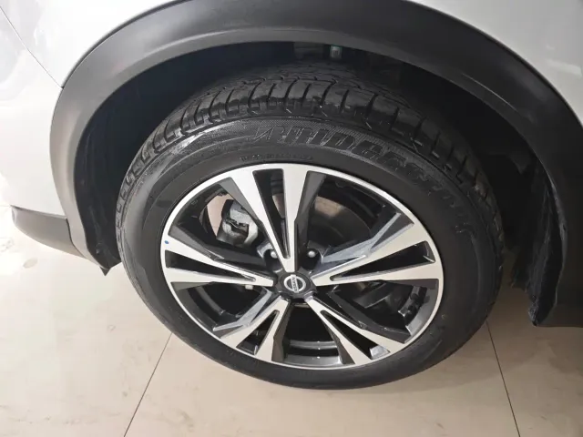 Nissan Qashqai — Фото автомобиля 17