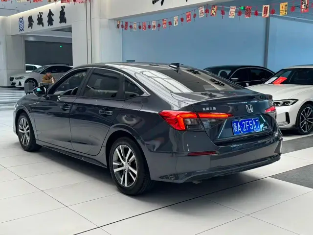 Honda Civic — Фото автомобиля 4