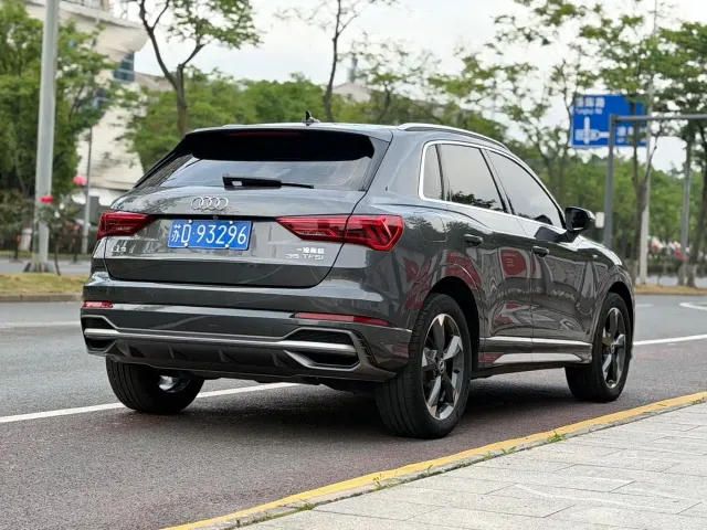 Audi Q3 — Фото автомобиля 4