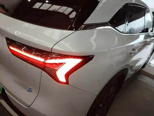 Wuling Starlight S — Фото автомобиля 7