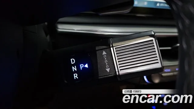 Hyundai Grandeur GN7 — Фото автомобиля 12